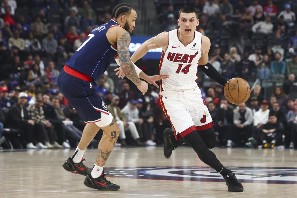 更是对外界 更是对外界